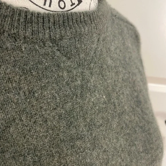 Kirkland Forest Green Cashmere Sweater Size Small - Picture 2 of 9